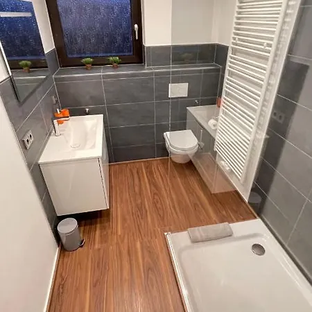 Apartment Harste Ozga Mit Balkon Und Garten