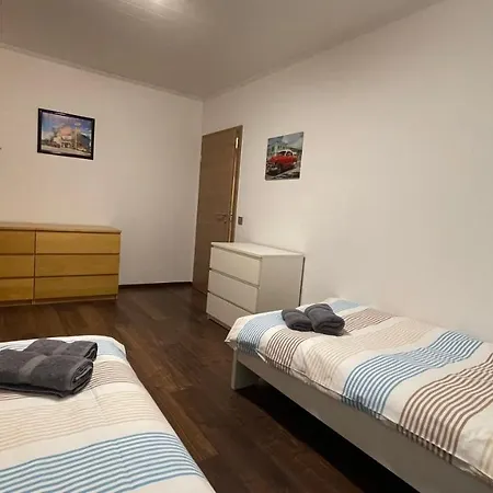 Harste Ozga Mit Balkon Und Garten Bovenden
