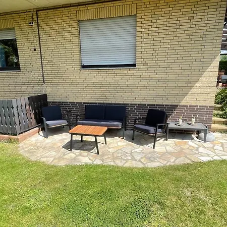 Apartamento Harste Ozga Mit Balkon Und Garten Bovenden